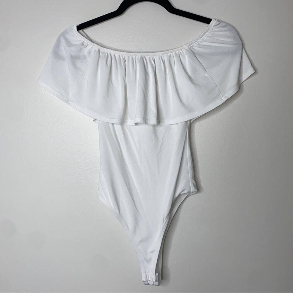 Veronica M White Ruffle Off-the-Shoulder Flounce Romantic Bodysuit Size XS